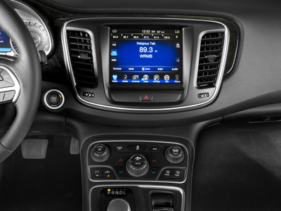 2017 Chrysler 200 LX