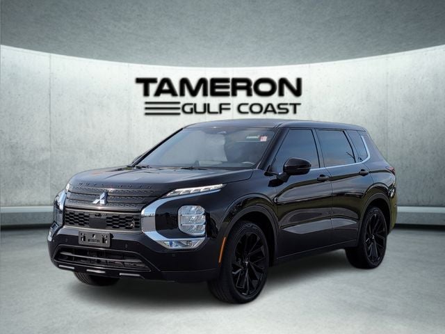 2024 Mitsubishi Outlander SE Black Edition 2WD's photo
