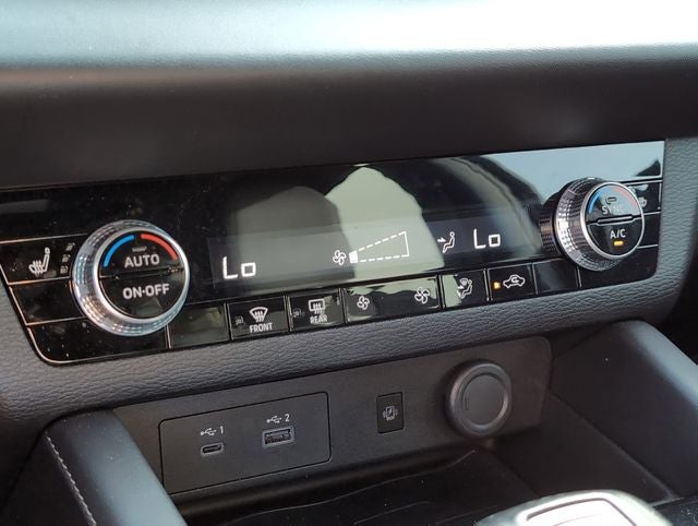 2024 Mitsubishi Outlander SE Black Edition