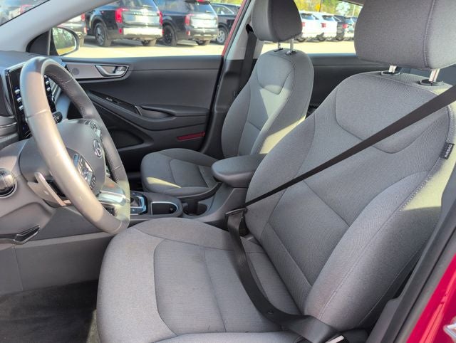 2022 Hyundai Ioniq Hybrid SE