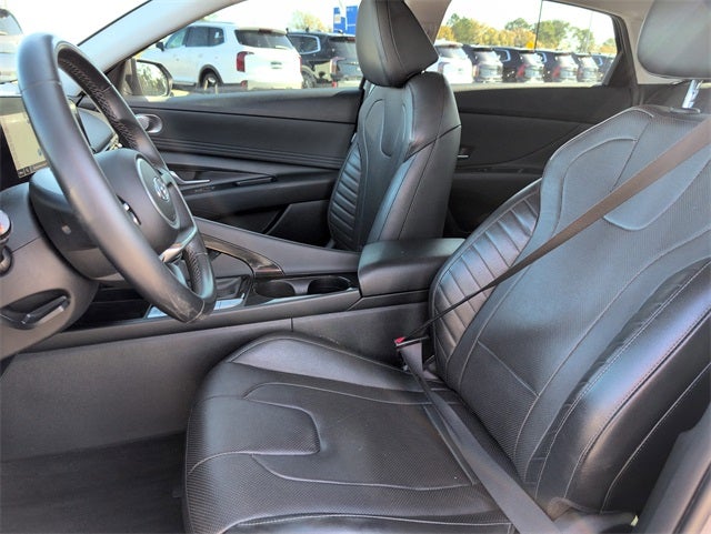 2022 Hyundai Elantra Limited