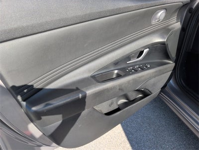 2022 Hyundai Elantra Limited