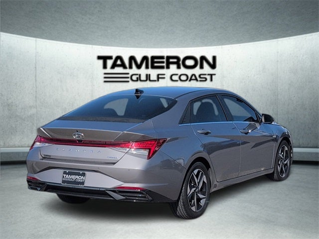 2022 Hyundai Elantra Limited