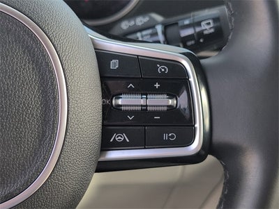 2023 Kia Carnival LX