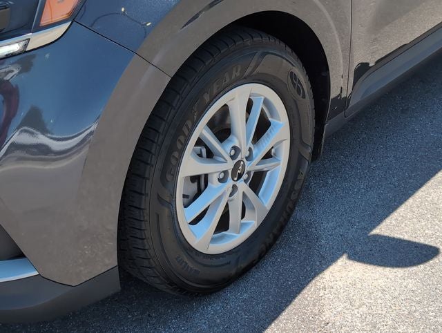 2023 Kia Carnival LX