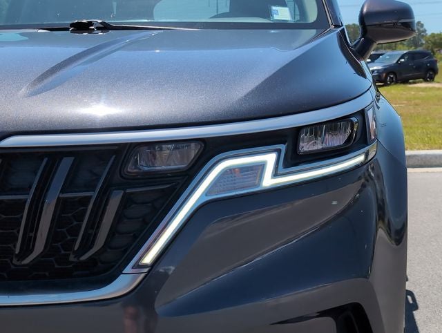 2023 Kia Carnival LX