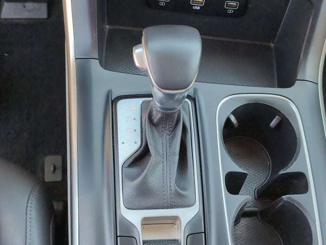 2023 Kia Carnival LX